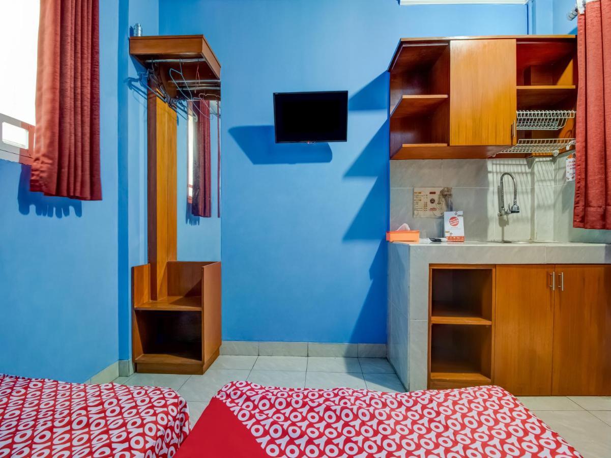 Oyo 3750 Elder Guest House Bandung Exterior foto