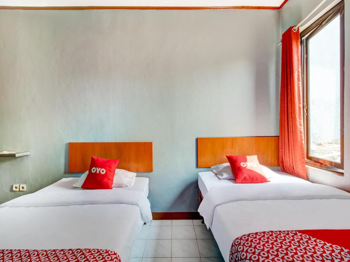 Oyo 3750 Elder Guest House Bandung Exterior foto