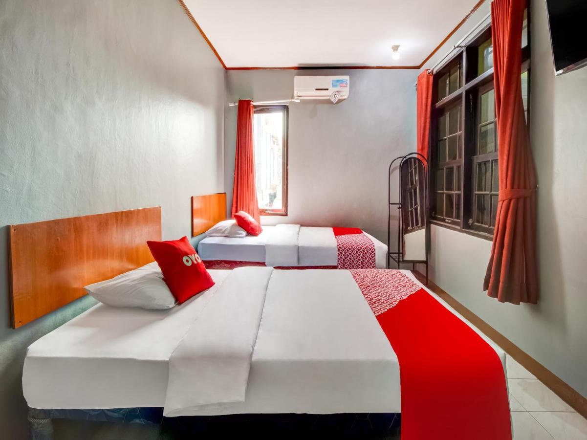 Oyo 3750 Elder Guest House Bandung Exterior foto